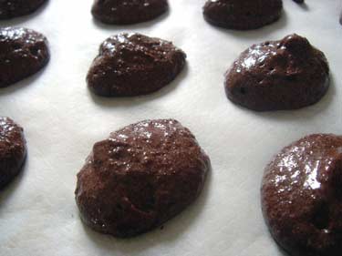pipedmacaronsparis.jpg