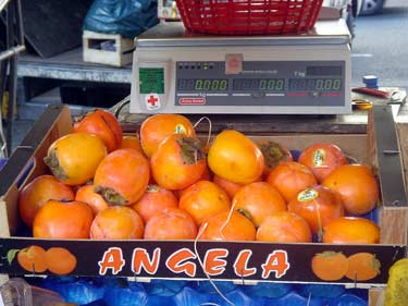 persimmonsmarketparis.jpg