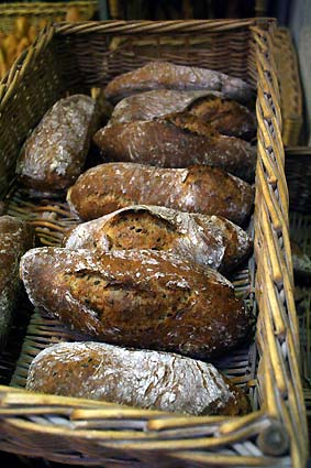 Pain Et Pâtisseries Dans Un Fast-food Photo stock - Image du