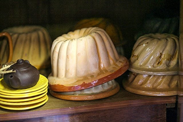 French Alsace Pottery Bundt Cake Pan Mold Vintage Kugelhopf 