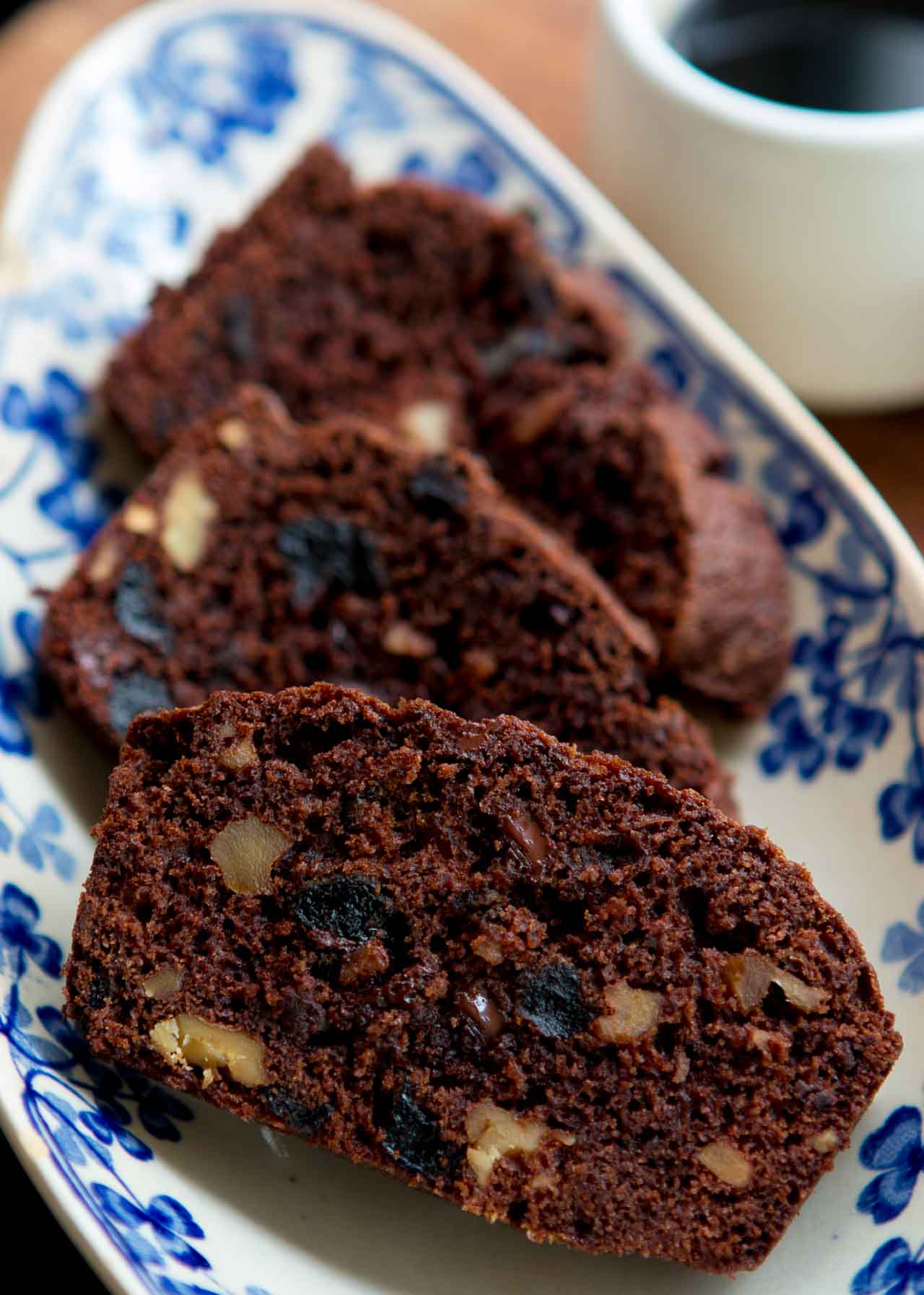 Fruitcake Bundt - Bake from Scratch