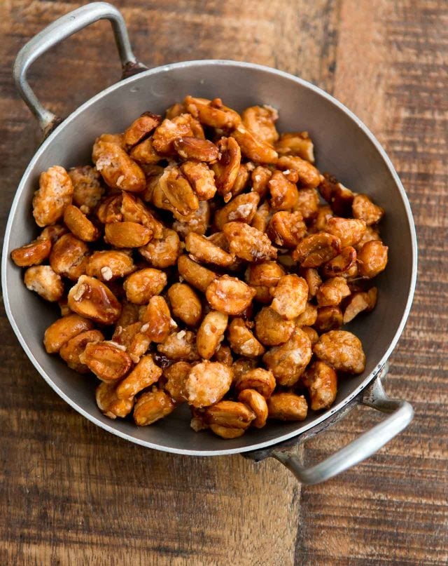 Caramelized Candied Peanut Coated Pan Nuts Coated Machine Sugar Coating  Machine