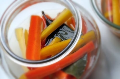 weck jar full of carrots