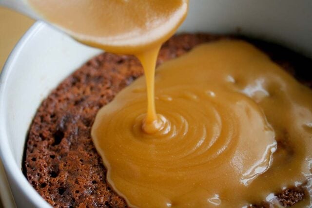 Sticky toffee pudding recipe