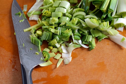 Best Leek Substitutes - Savor + Savvy