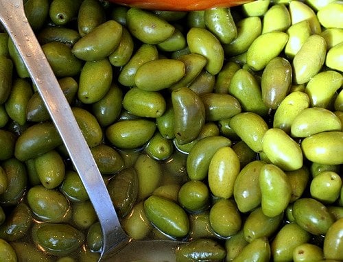 lucques olives