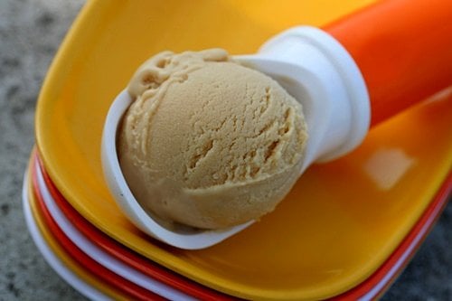 caramelized white chocolate ice cream