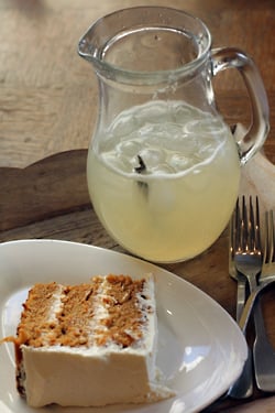 sugarplum carrot cake + lemonade