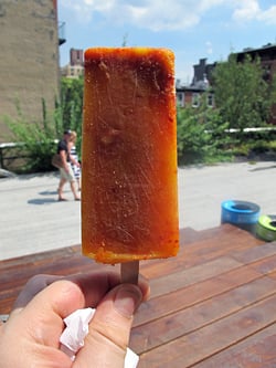 mango chile paleta