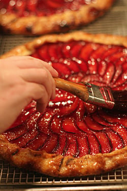 plum tart