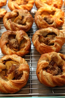 Poilâne apple tarts