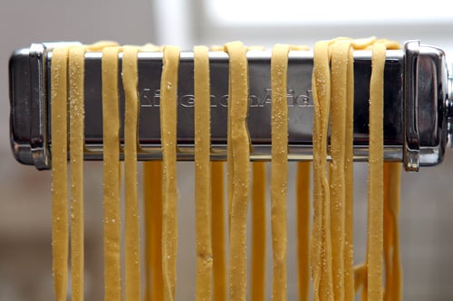 Sturdy Homemade Pasta Maker for Fresh Fettuccine Spaghetti Lasagne