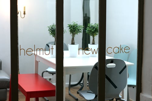 Helmut Newcake patio