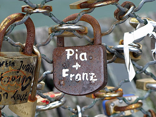 pia and franz - Pont des Arts, Paris