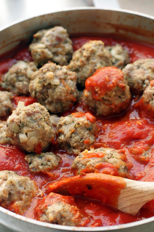 meatballs and tomato sauce