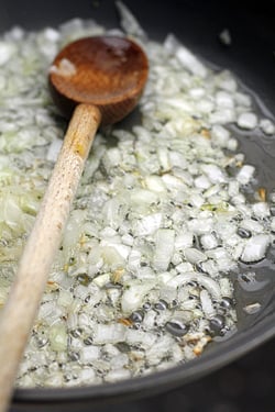 onions caramelizing for chicken liver pâté