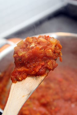 tomato sauce for shakshuka