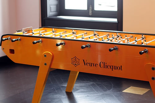 Foosball, Champagne-style