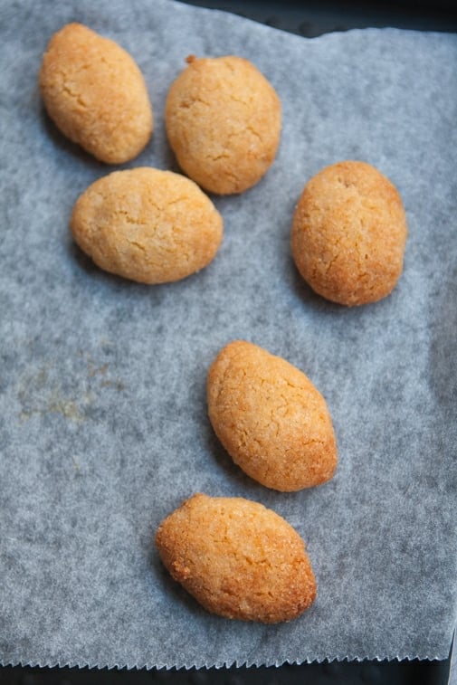 Italian Almond Cookies