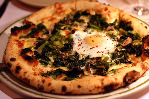 Rapini pizza