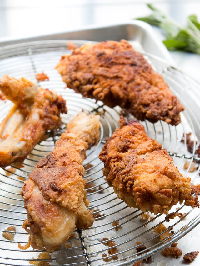 People Are Buying Buckets Of Fried Chicken-Lookalike Ice Cream