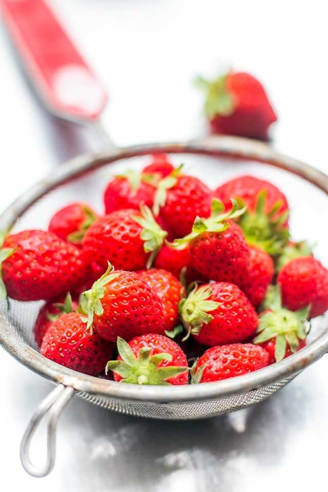 Strawberry Gin Cooler Cocktail