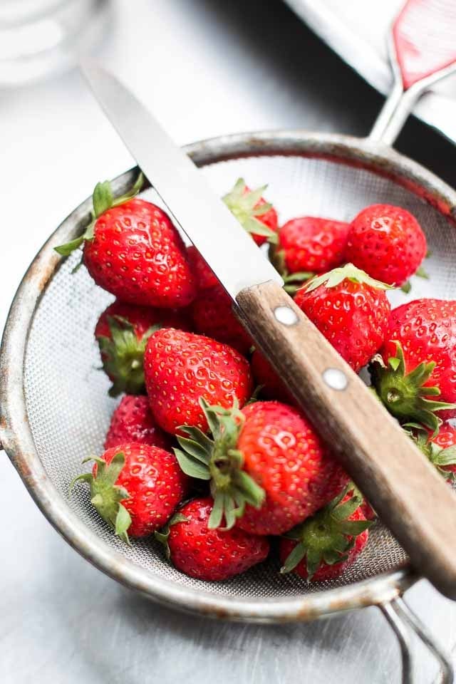 Strawberry Gin Cooler Cocktail