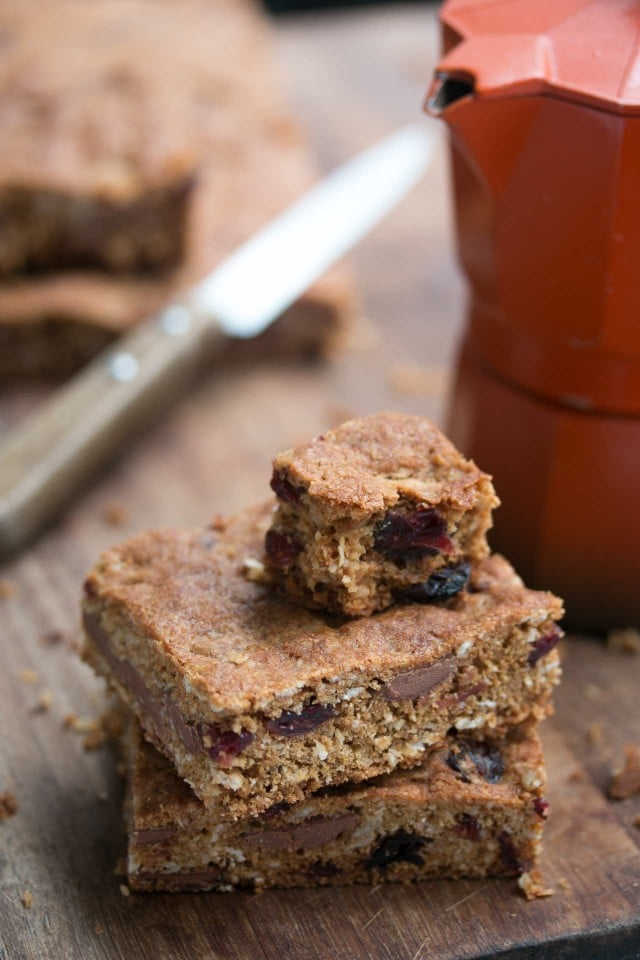 Chewy chocolate chip cookie bars