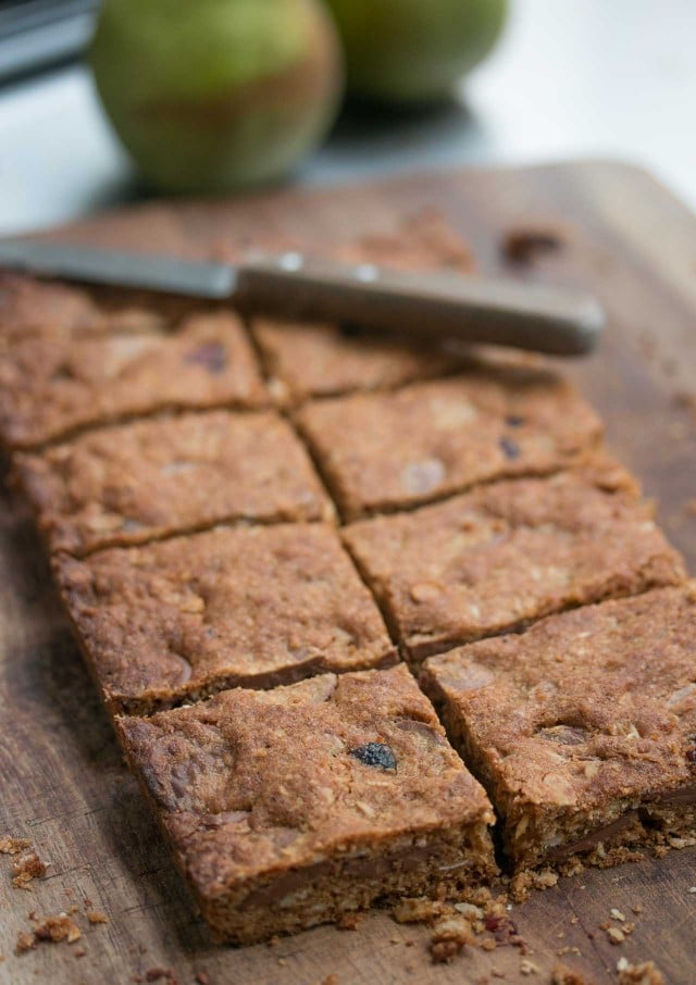 Chewy chocolate chip cookie bars