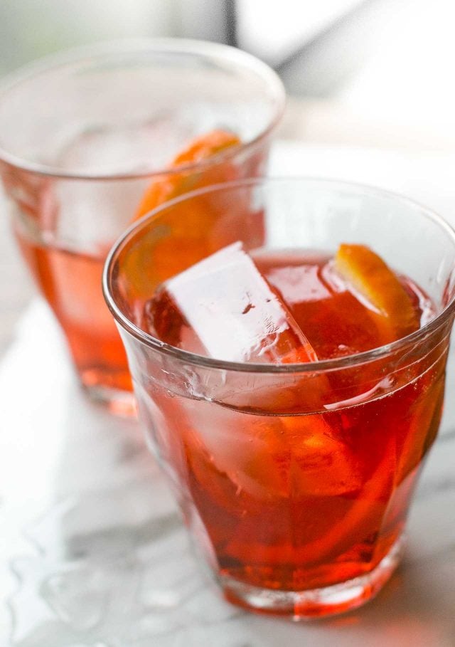 Negroni Sbagliato spritz cocktail