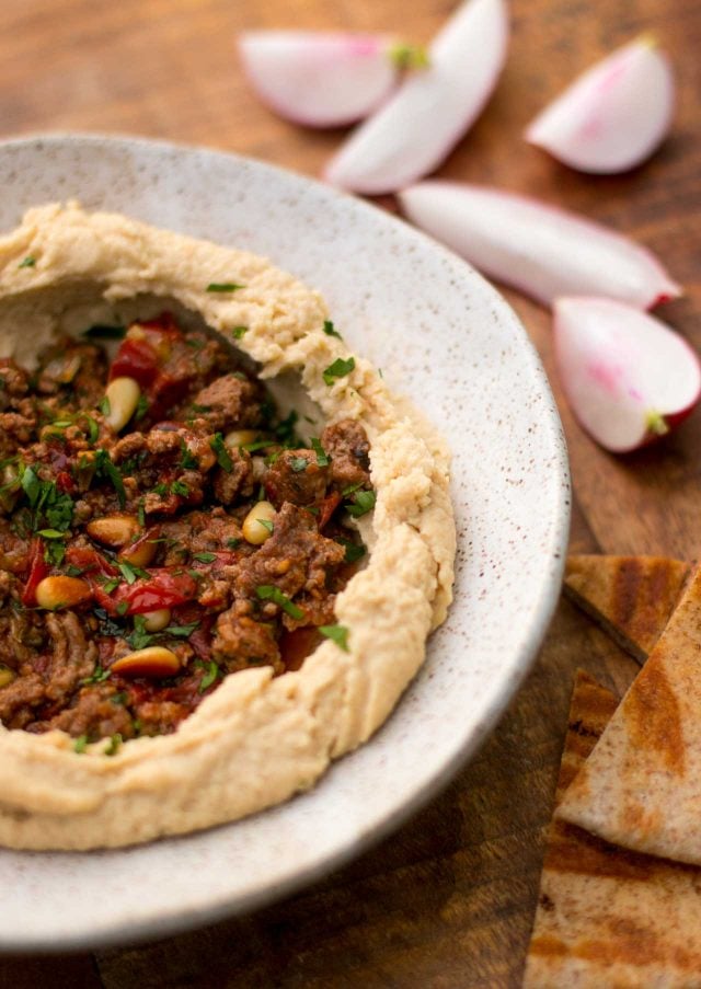 Hummus recipe with spiced lamb