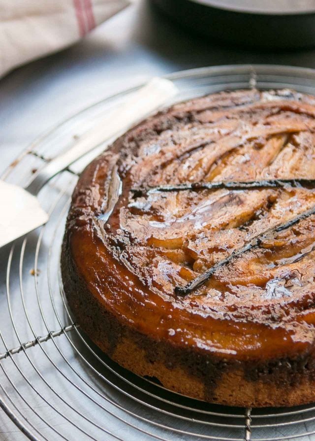 Banana upside down cake recipe