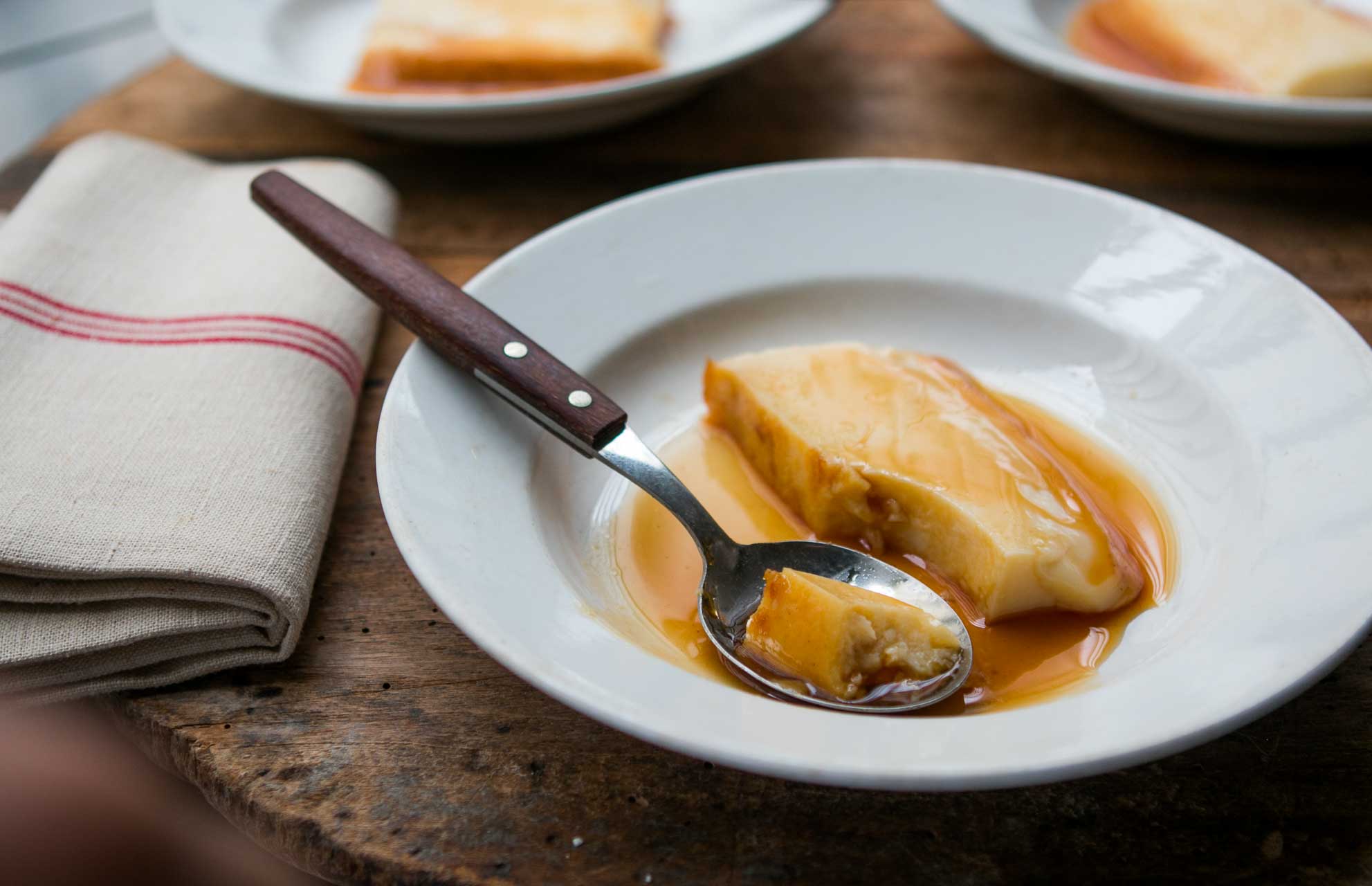classic pastry, to make or How Creme French Caramel the Flan