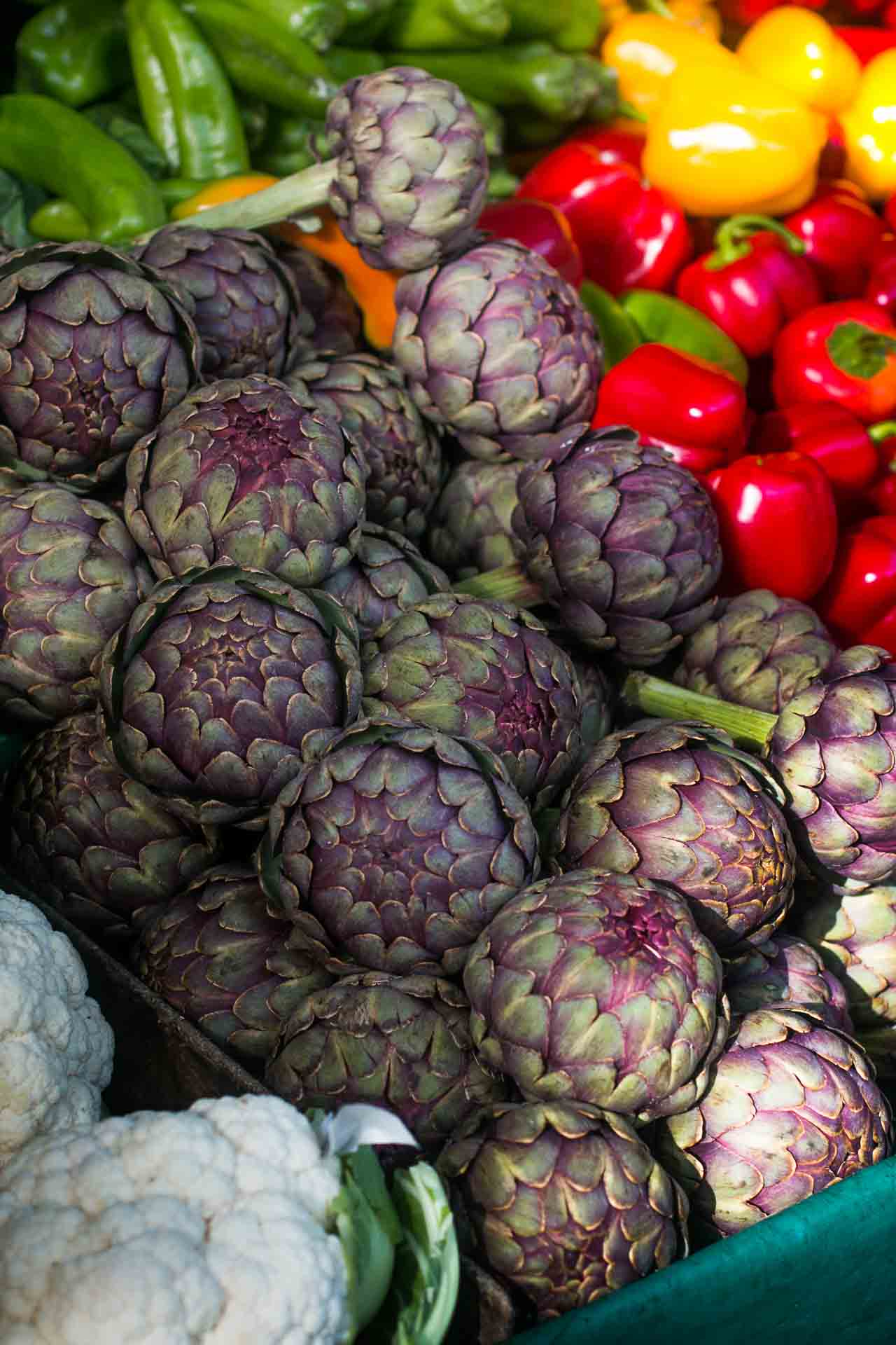 A Visit to the Outdoor Market in Paris: Beautiful fruits and vegetables abound at the various markets in the French capital