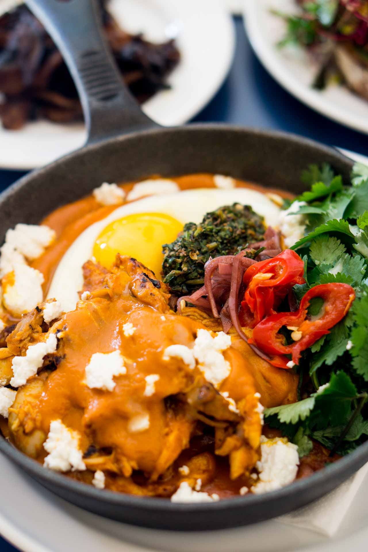 Fresh market-based cooking in Paris, in a bright, sunny café.