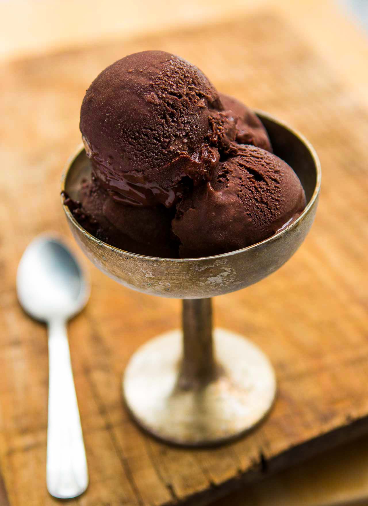 Sous Vide Chocolate Ice Cream { Super Easy Recipe } - crave the good