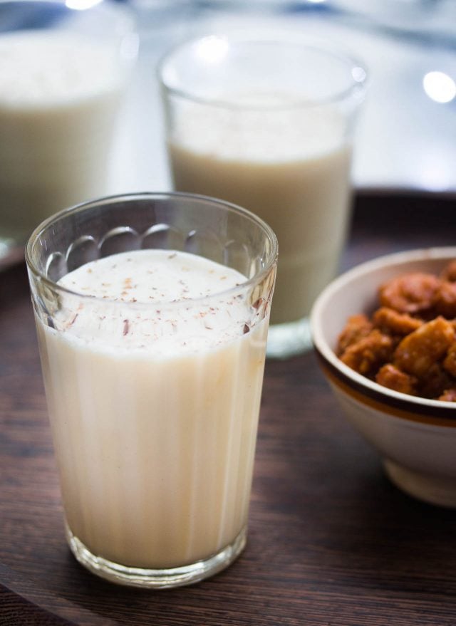 Easy Homemade Eggnog How Long Does It Last? 2024 AtOnce