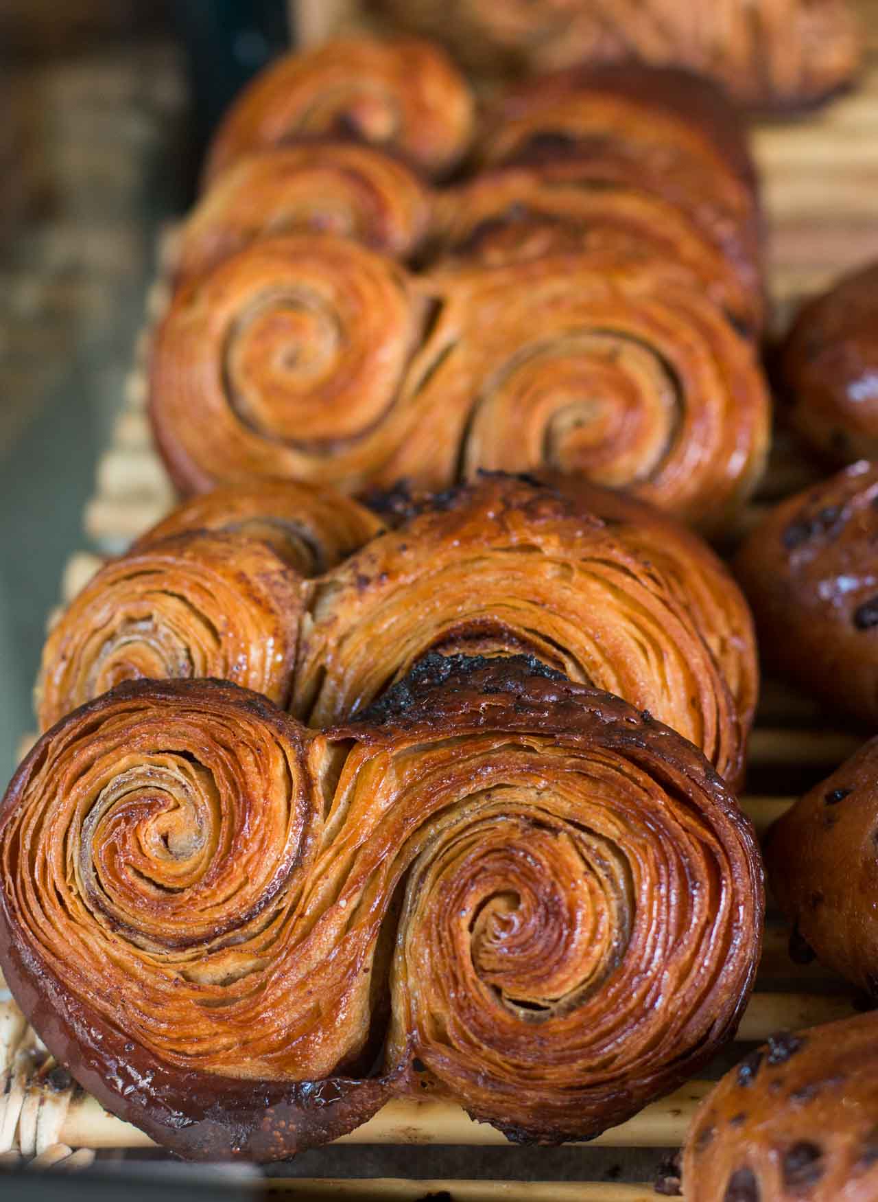 Viennoiseries Louise - Pain au chocolat - Boulangerie Louise