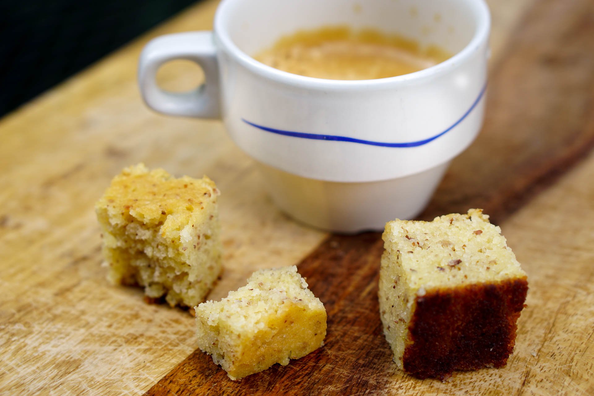 Lemon-Almond Snack Cake